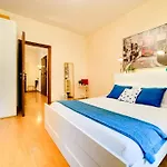 Your Lovely 5 Guests Apartment